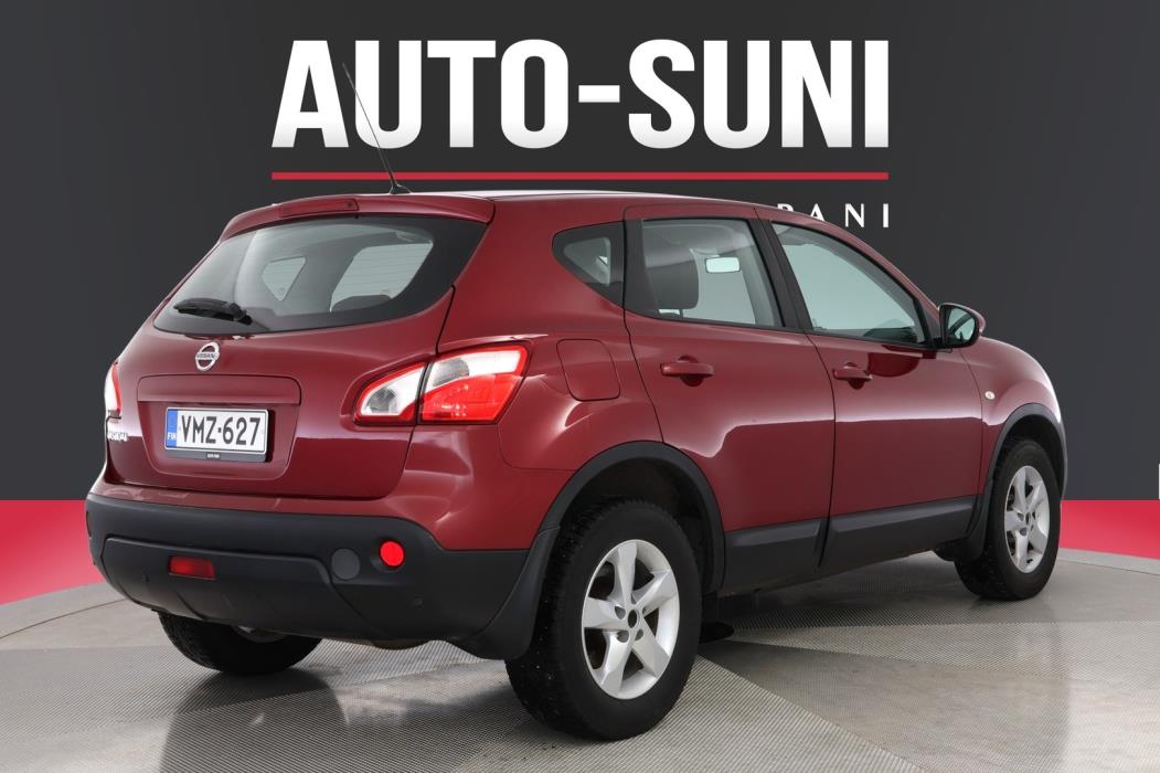 NISSAN Qashqai 2013