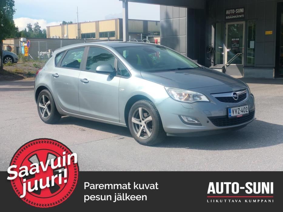 OPEL Astra 2011