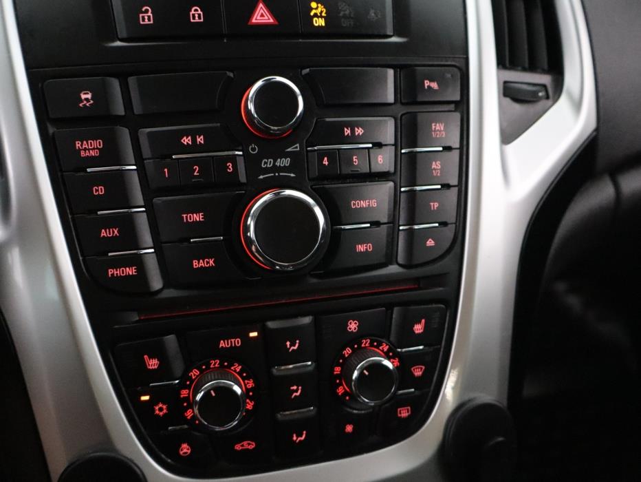 OPEL Astra 2013