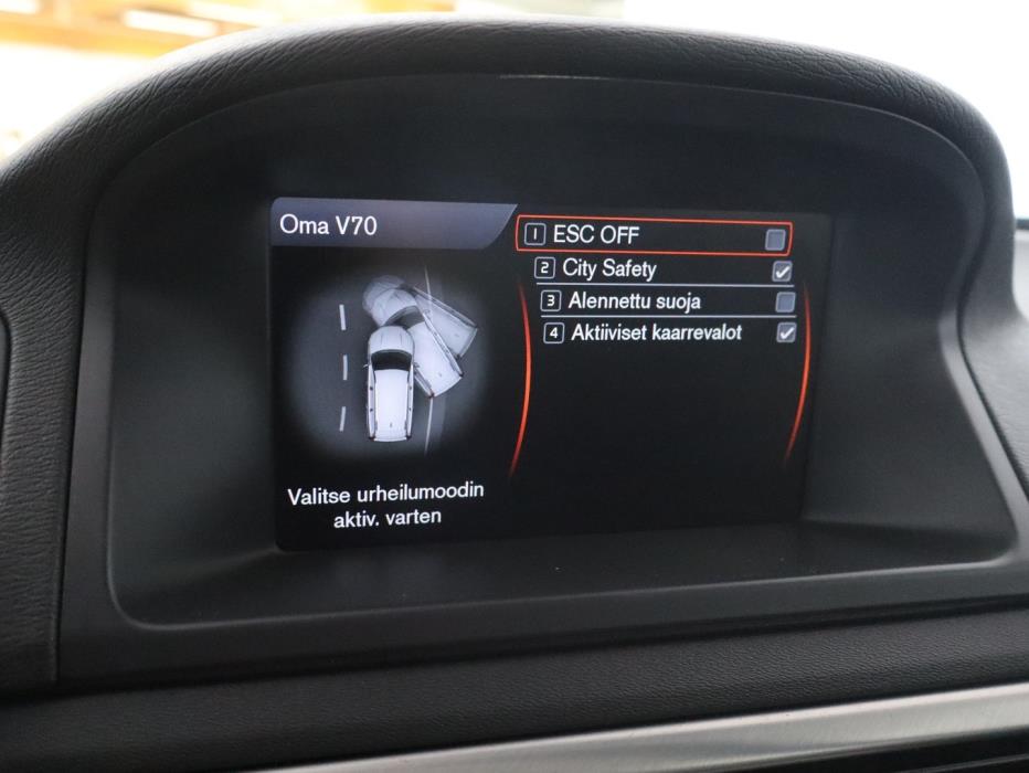VOLVO V70 2014