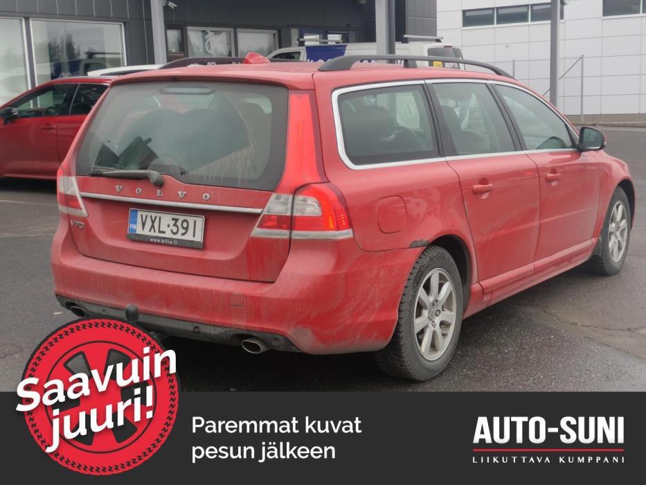 VOLVO V70 2014