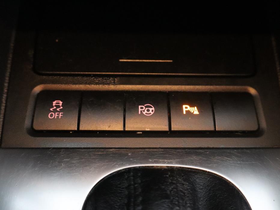 VOLKSWAGEN Golf 2010