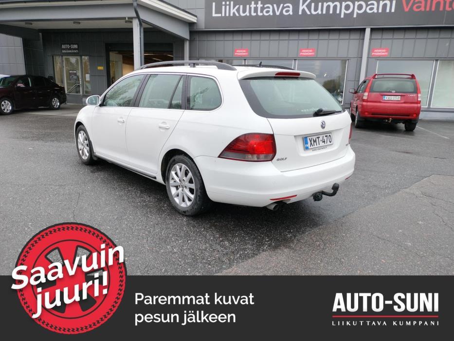 VOLKSWAGEN Golf 2010