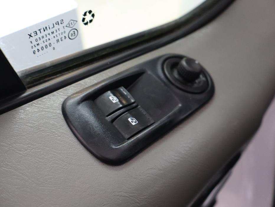 OPEL Vivaro 2011