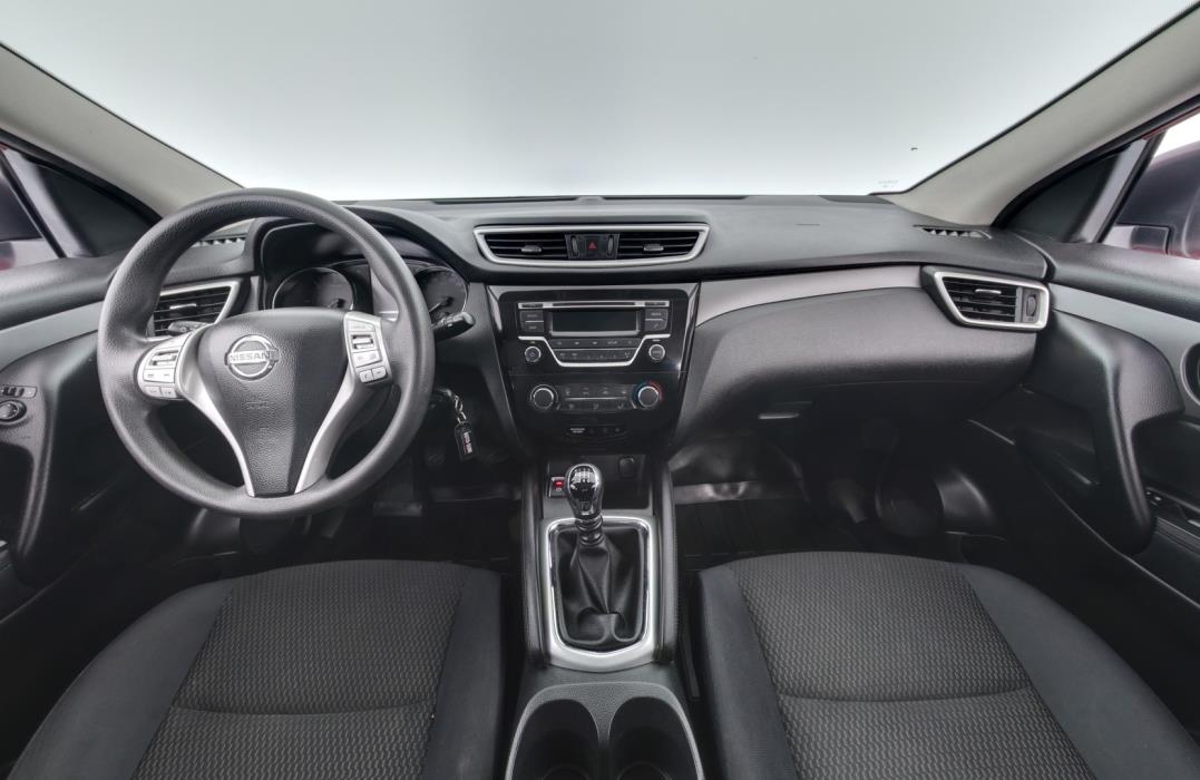 NISSAN Qashqai 2015