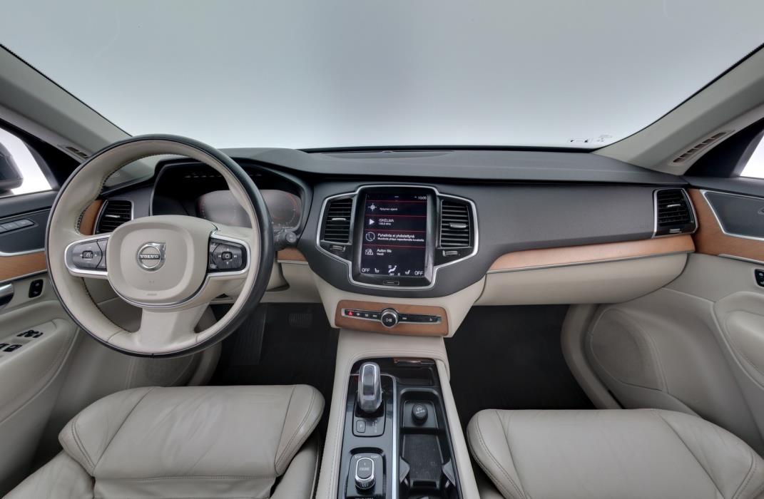 VOLVO XC90 2016