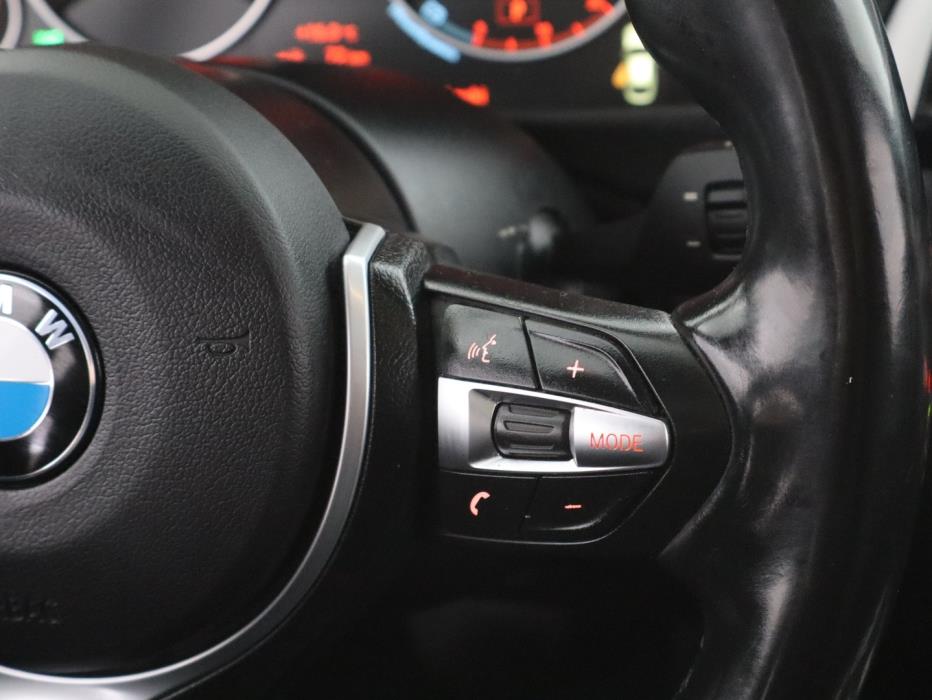 BMW 330 Gran Turismo 2014