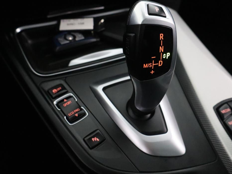 BMW 330 Gran Turismo 2014