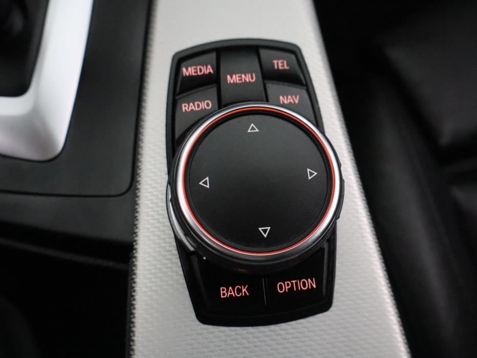 BMW 330 Gran Turismo 2014