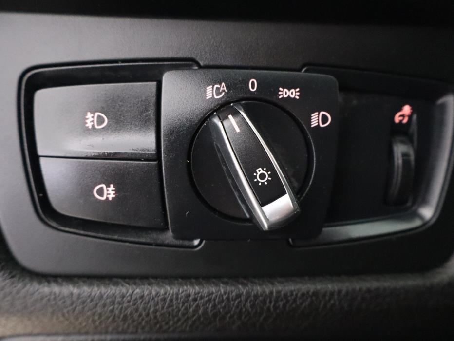 BMW 330 Gran Turismo 2014