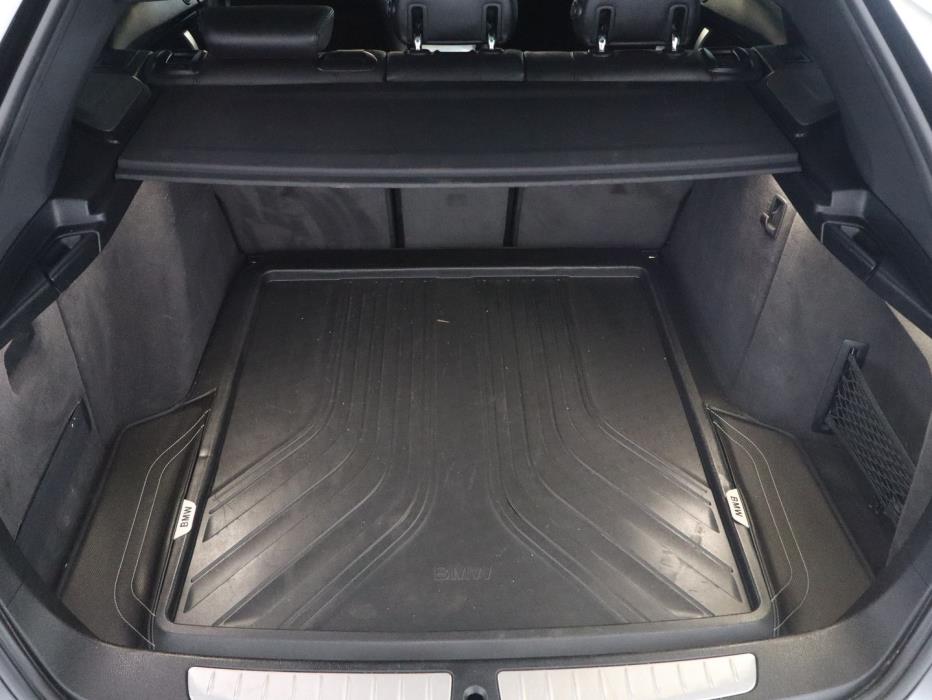 BMW 330 Gran Turismo 2014