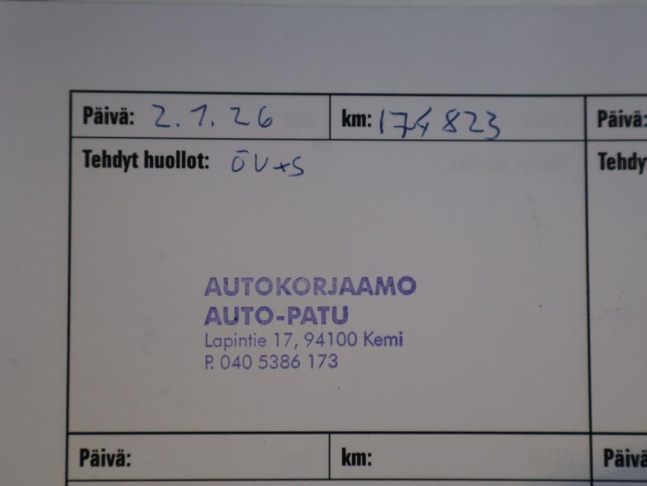 BMW 330 Gran Turismo 2014