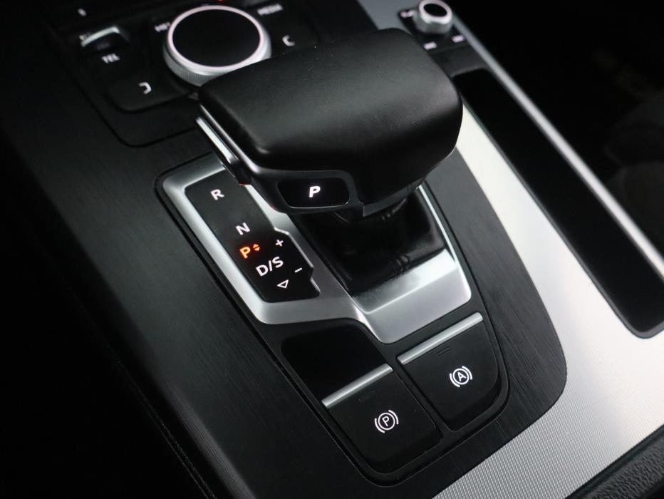 AUDI Q5 2018