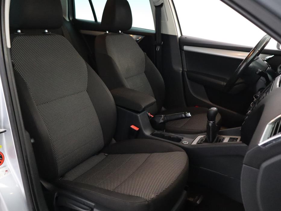 SKODA Octavia 2013