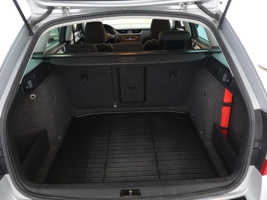 SKODA Octavia 2013