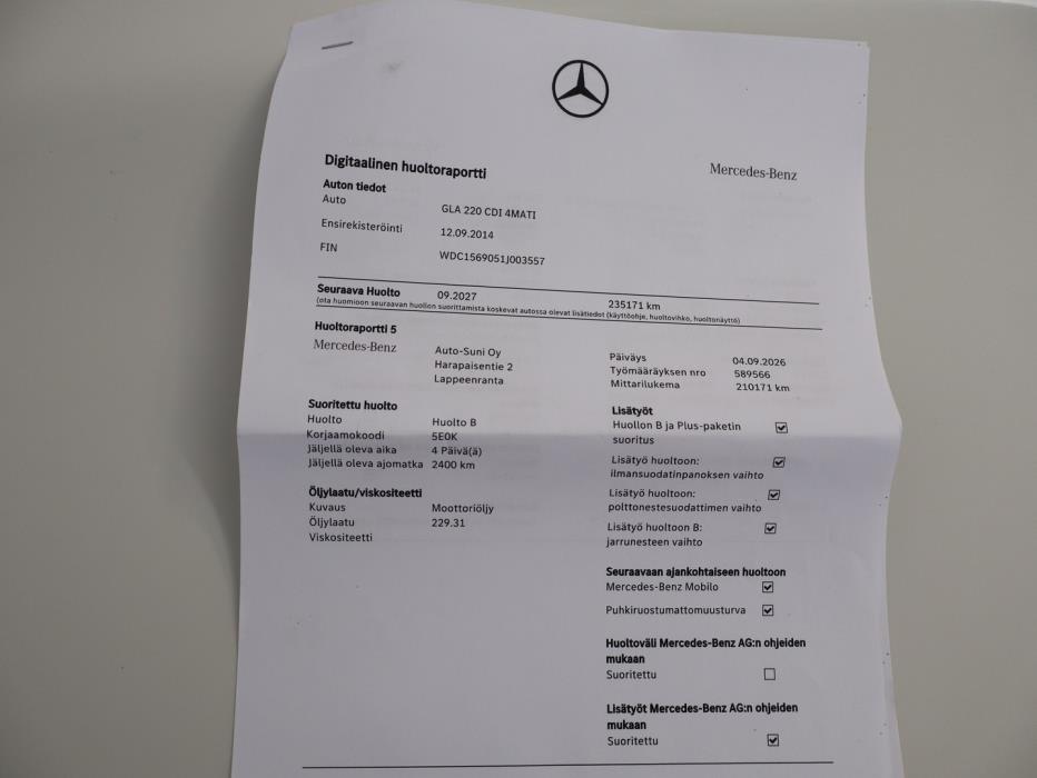 MERCEDES-BENZ GLA 2014