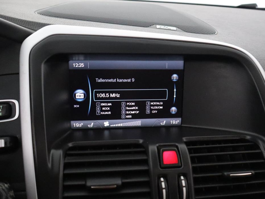 VOLVO XC60 2011
