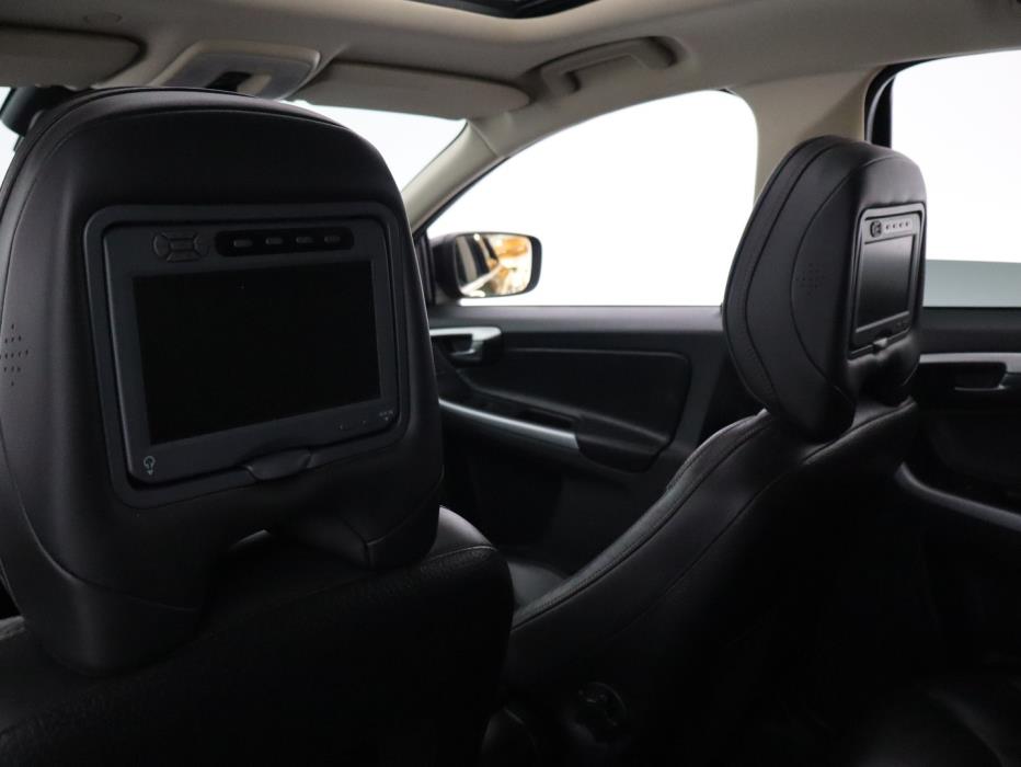 VOLVO XC60 2011
