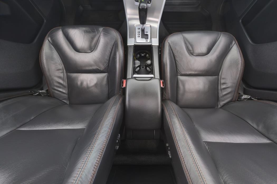 VOLVO XC60 2011