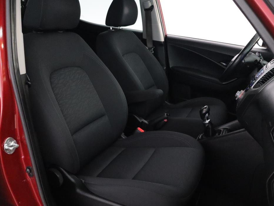 HYUNDAI ix20 2011