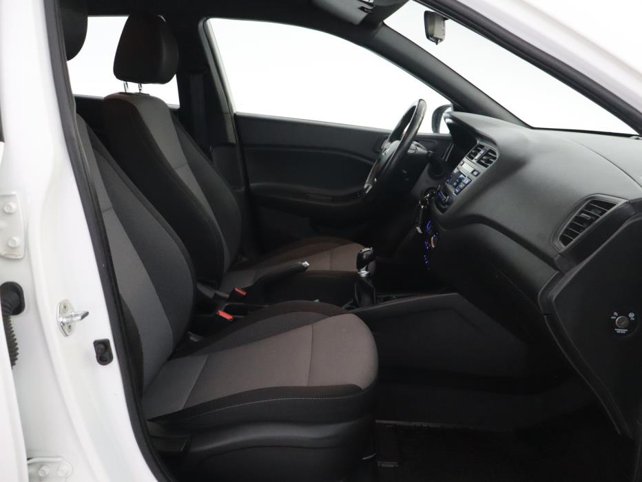 HYUNDAI i20 5d 2018