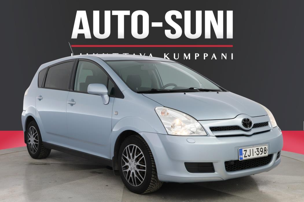 TOYOTA Corolla Verso 2005