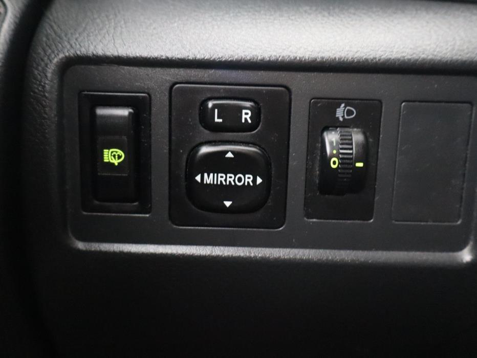 TOYOTA Corolla Verso 2005