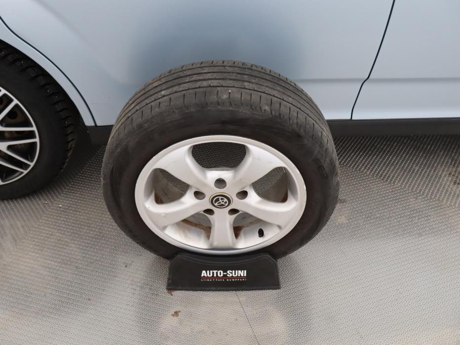 TOYOTA Corolla Verso 2005