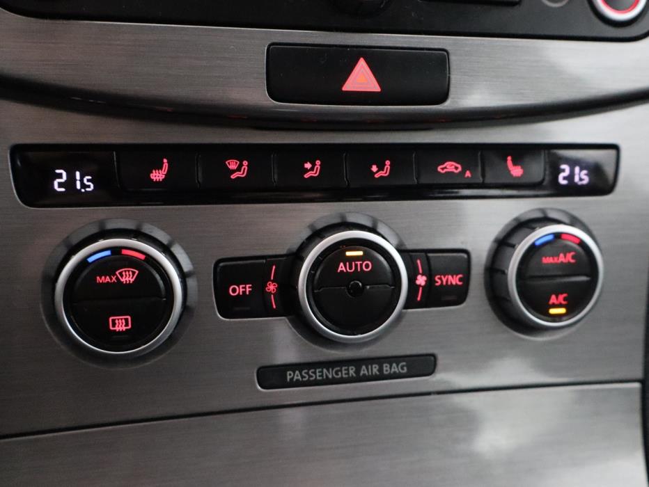 VOLKSWAGEN Passat 2014