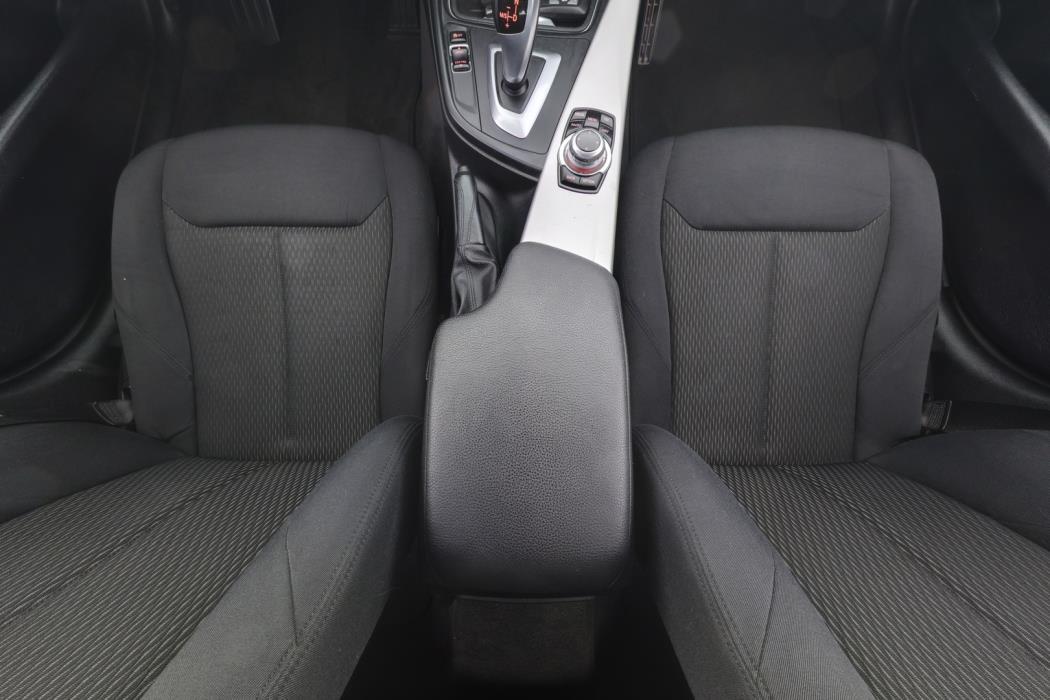 BMW 320 2013