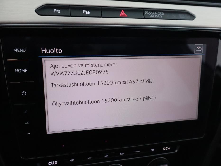 VOLKSWAGEN Passat 2017