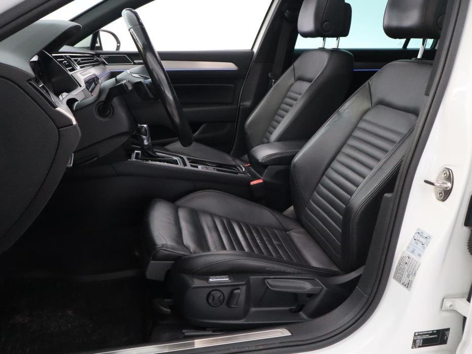 VOLKSWAGEN Passat 2017