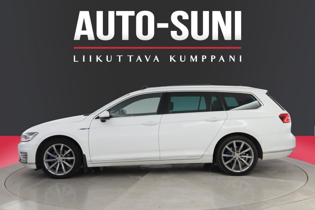 VOLKSWAGEN Passat 2017