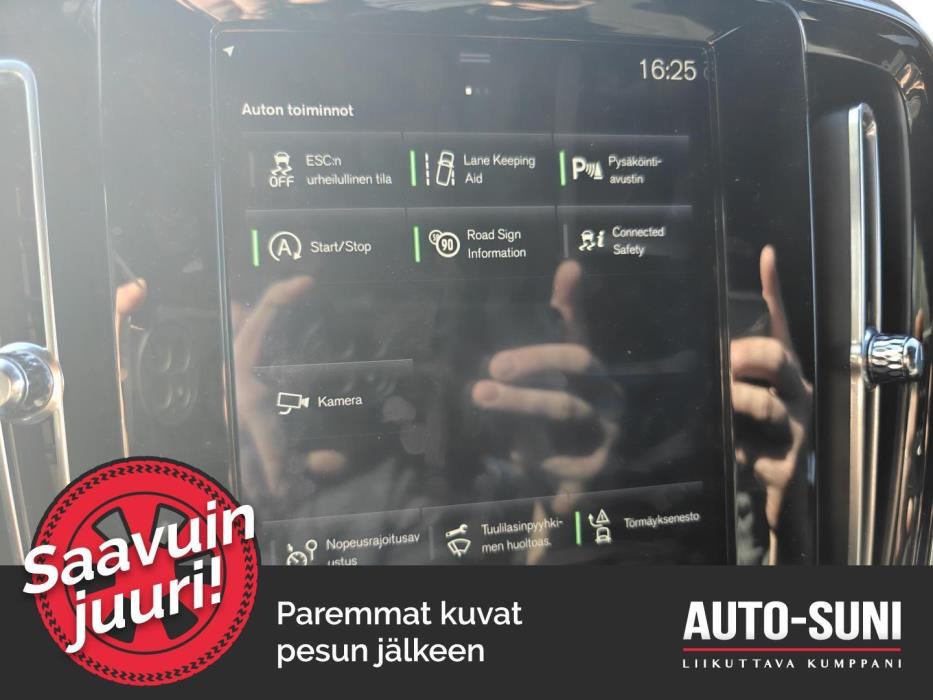 VOLVO XC40 2019
