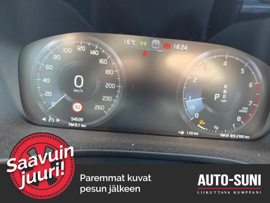 VOLVO XC40 2019