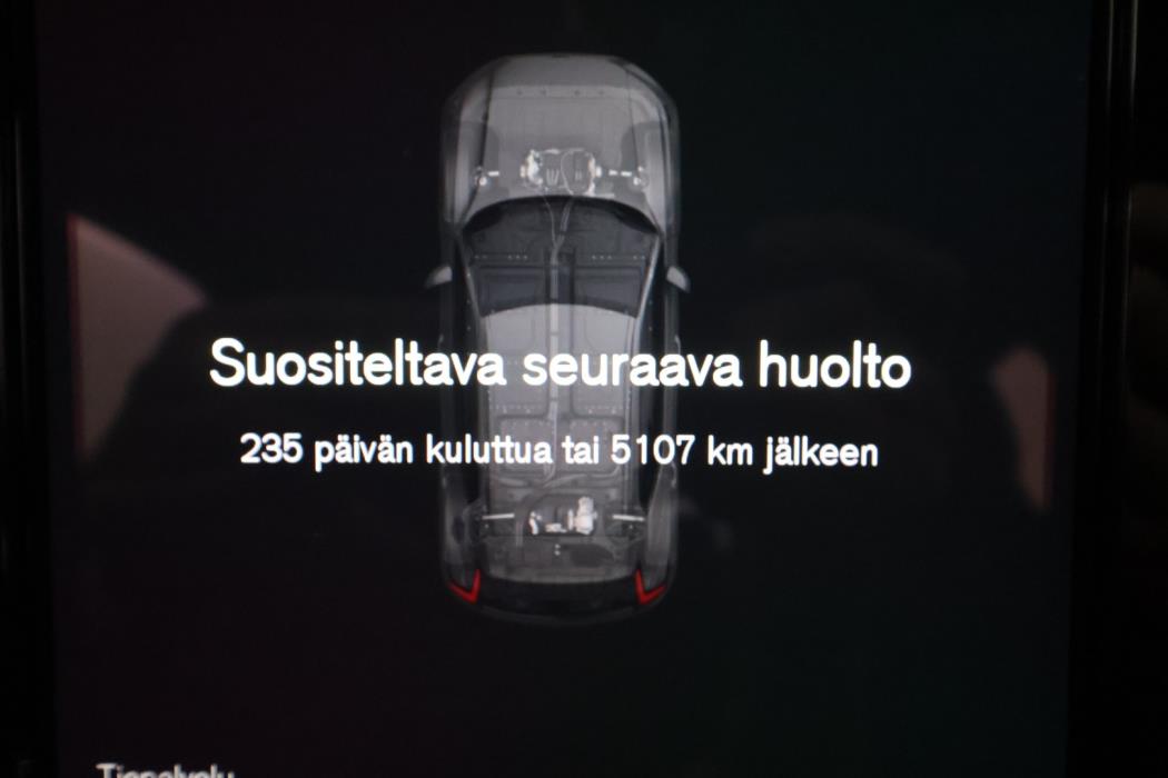 VOLVO XC40 2024