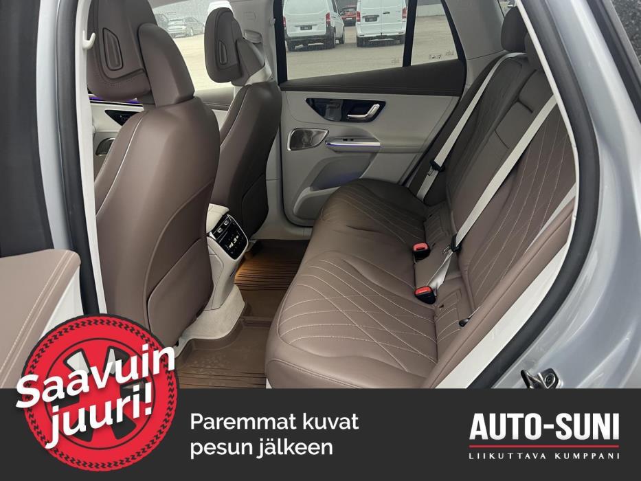 MERCEDES-BENZ EQE SUV 2023