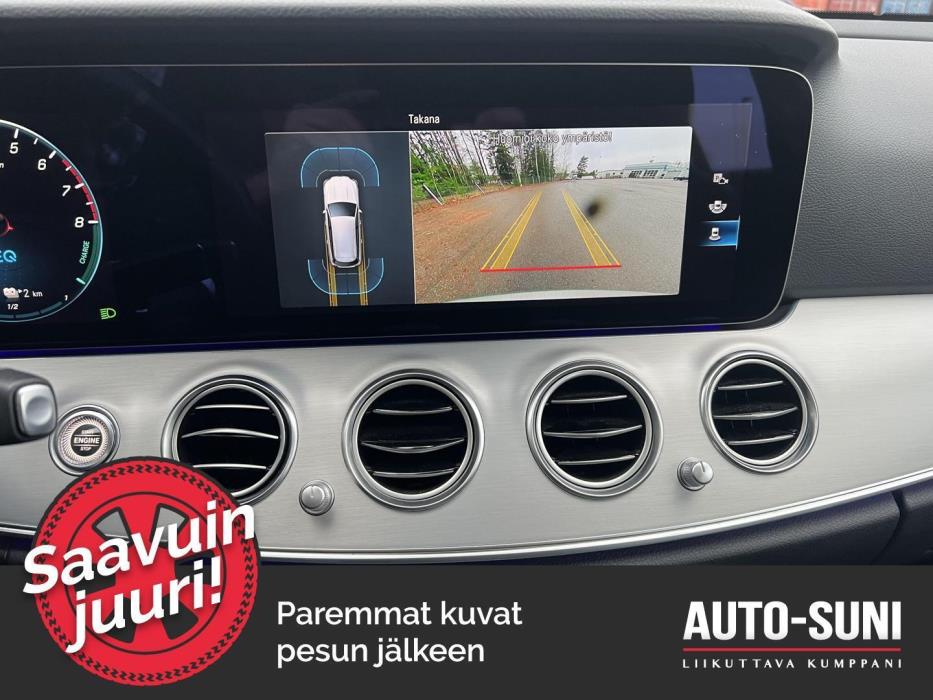 MERCEDES-BENZ E 2022