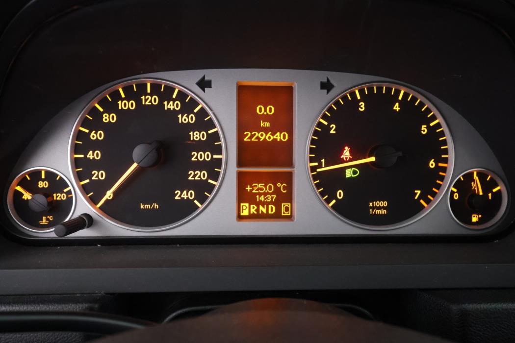 MERCEDES-BENZ B 2009