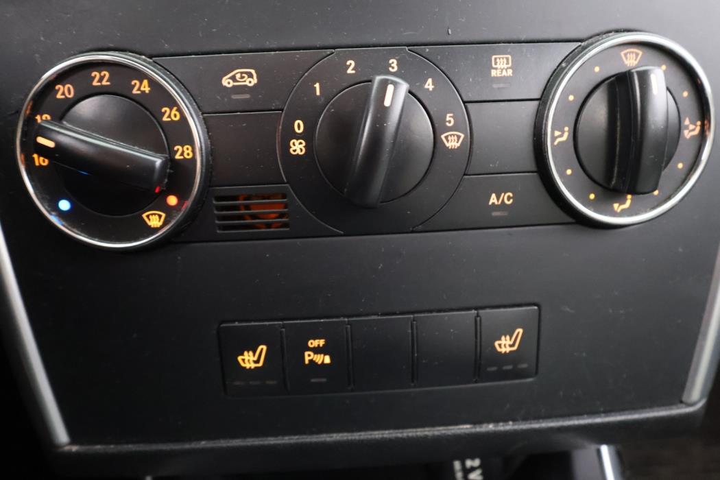 MERCEDES-BENZ B 2009