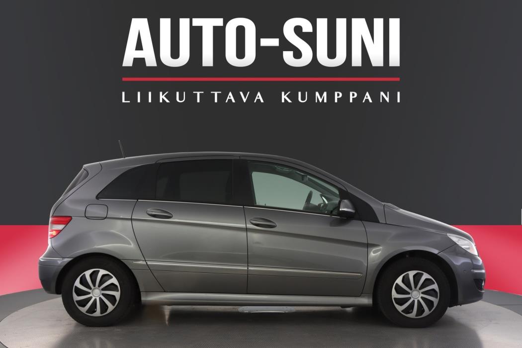 MERCEDES-BENZ B 2009