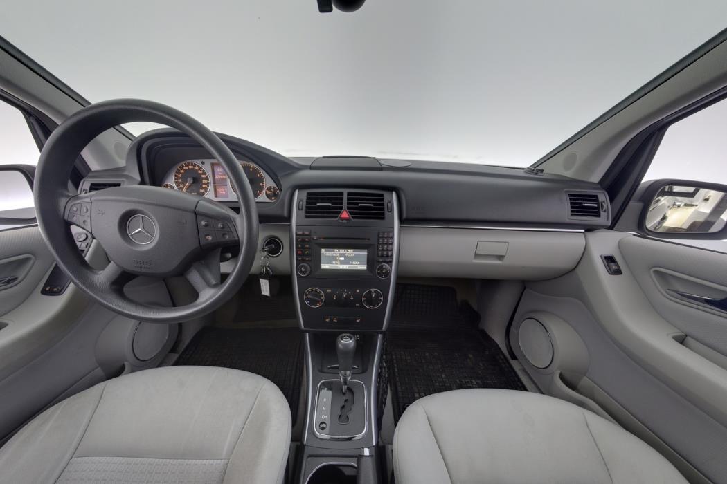 MERCEDES-BENZ B 2009