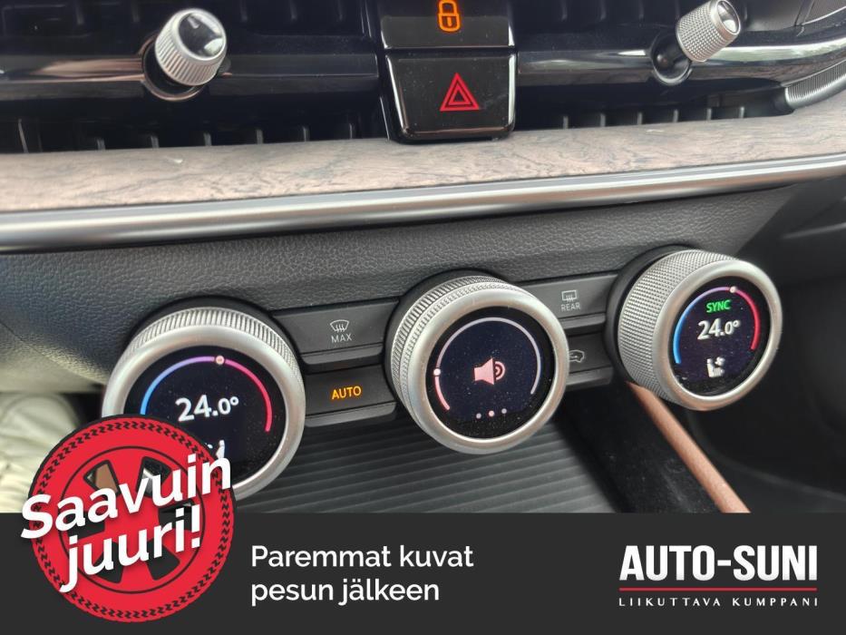 SKODA Superb 2025