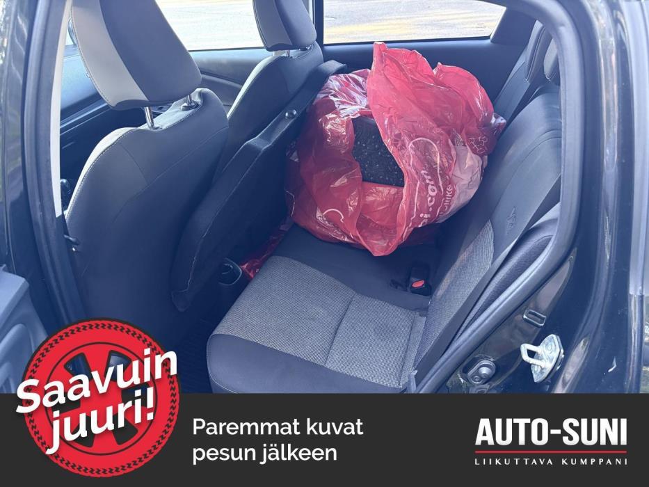 TOYOTA Yaris 2019