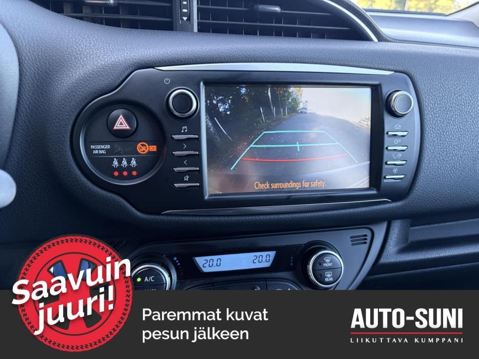 TOYOTA Yaris 2019