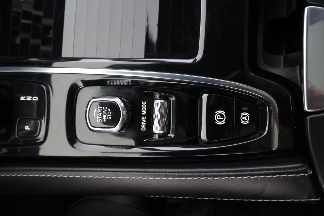 VOLVO V60 2019