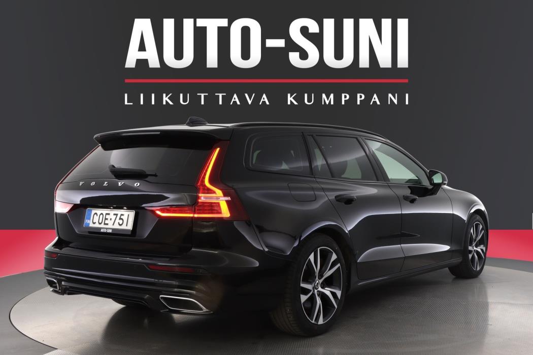 VOLVO V60 2019
