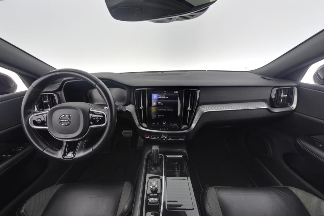 VOLVO V60 2019