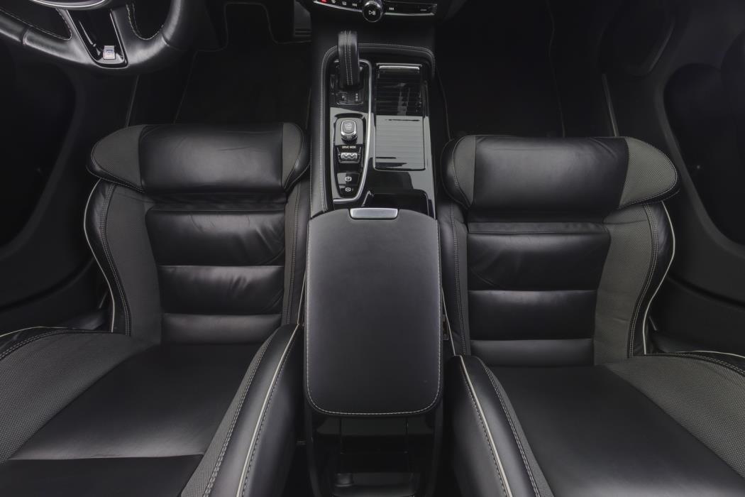 VOLVO V60 2019