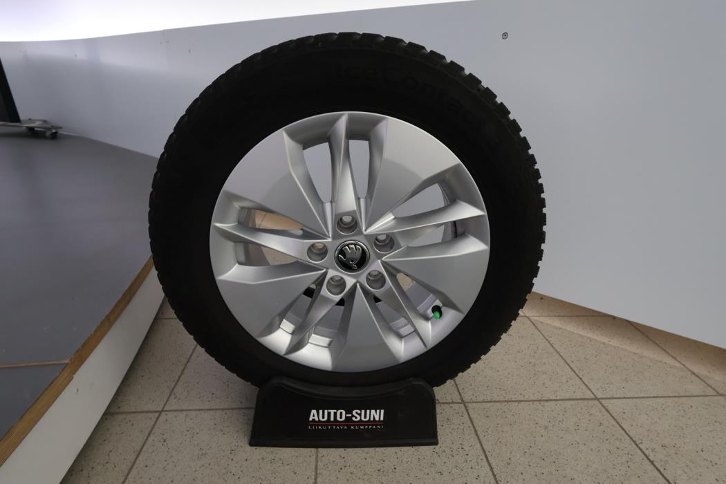 SKODA Octavia 2023